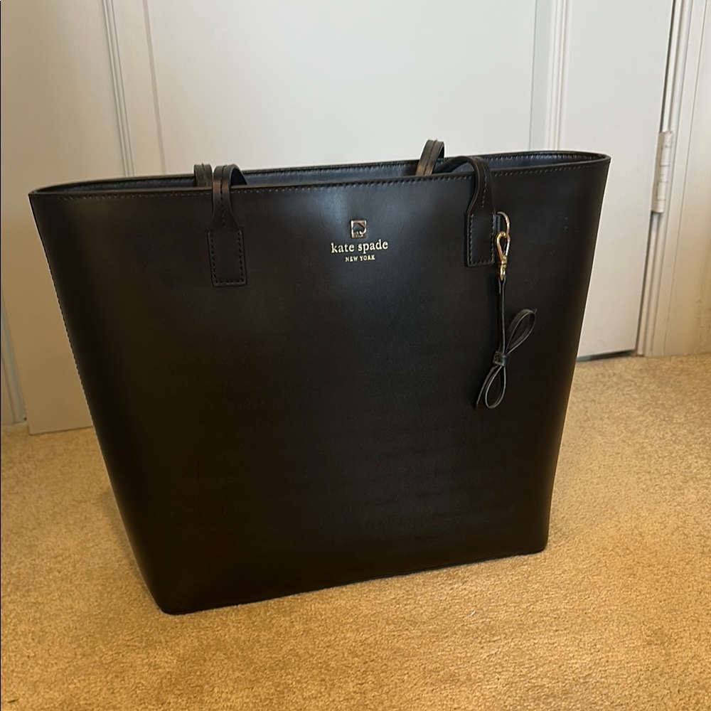 Kate Spade Black Tote Bag with Timeless Elegance